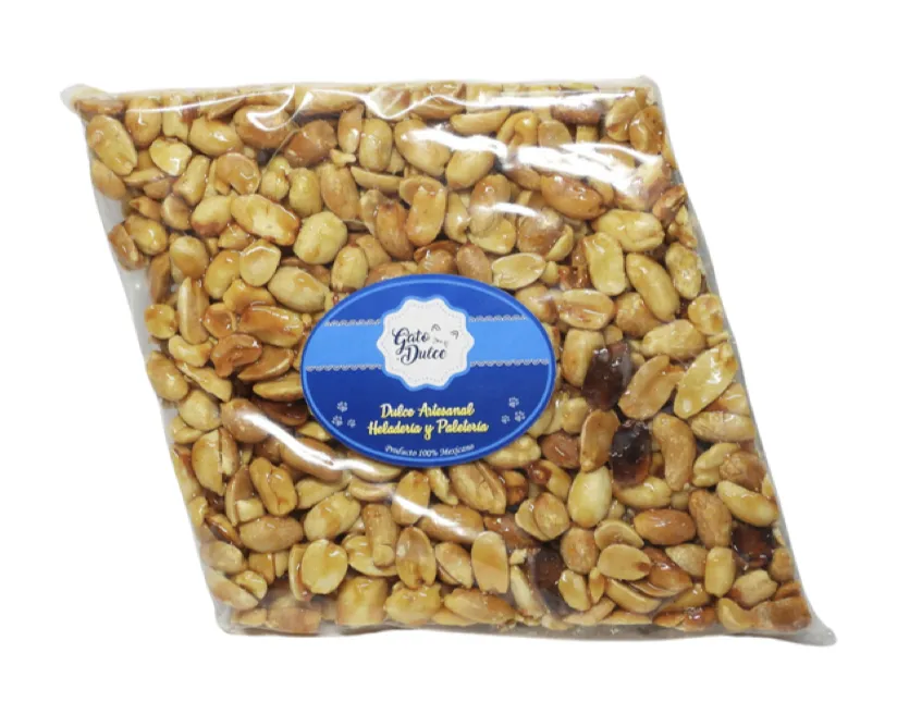 Palanqueta de cacahuate en forma de rombo con miel de piloncillo